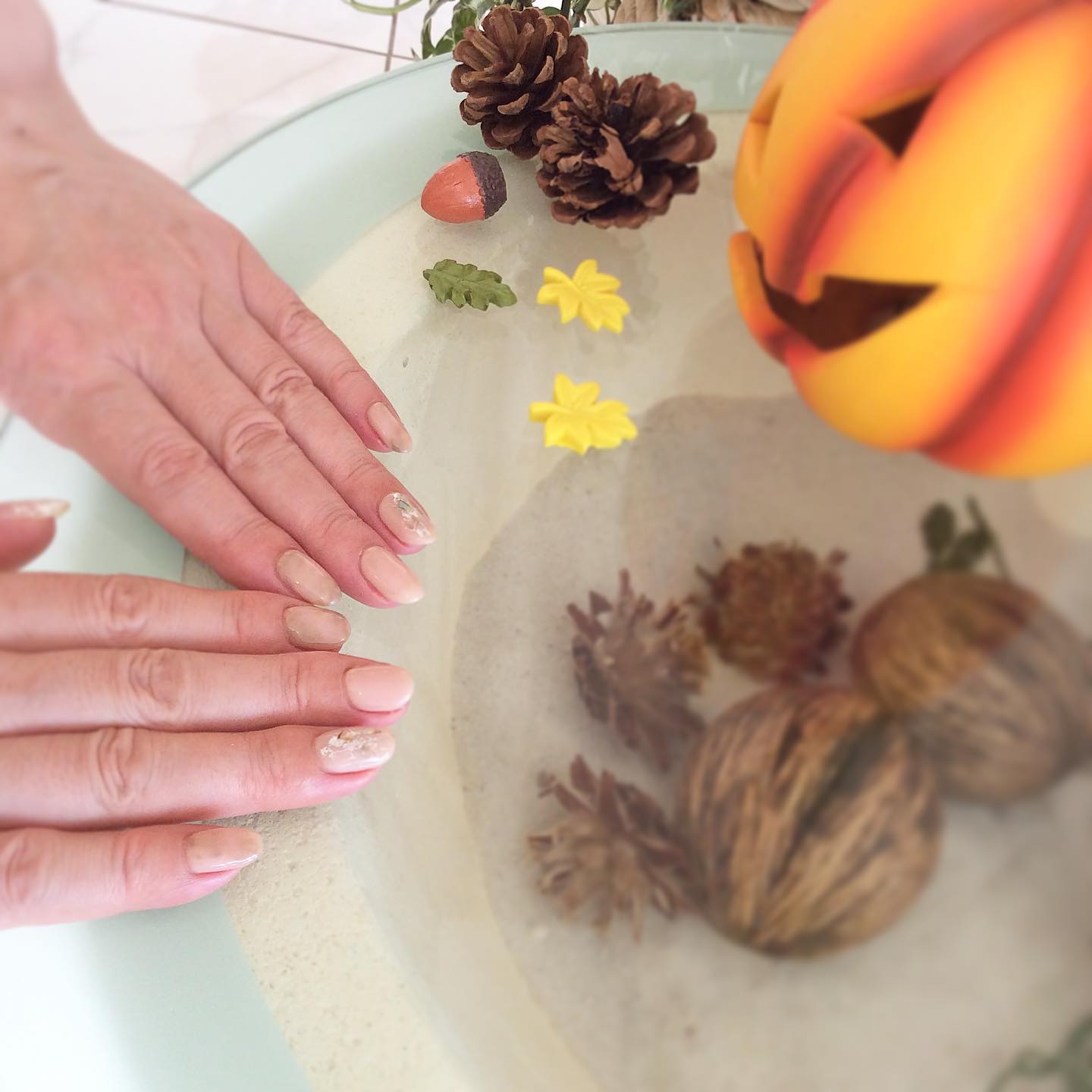 こんにちは!東川口店の中谷です!ナチュラルデザイン5980円#ネイル#大人ネイル#シンプルネイル#定額ネイル#定額デザイン#東川口#当日予約#同時施術#美容院#美容室#マツエク#リクルート#スタイリスト求人#アシスタント求人#アイリスト求人#ネイリスト求人#brp#東川口駅#フェリーチェ東川口店#秋ネイル