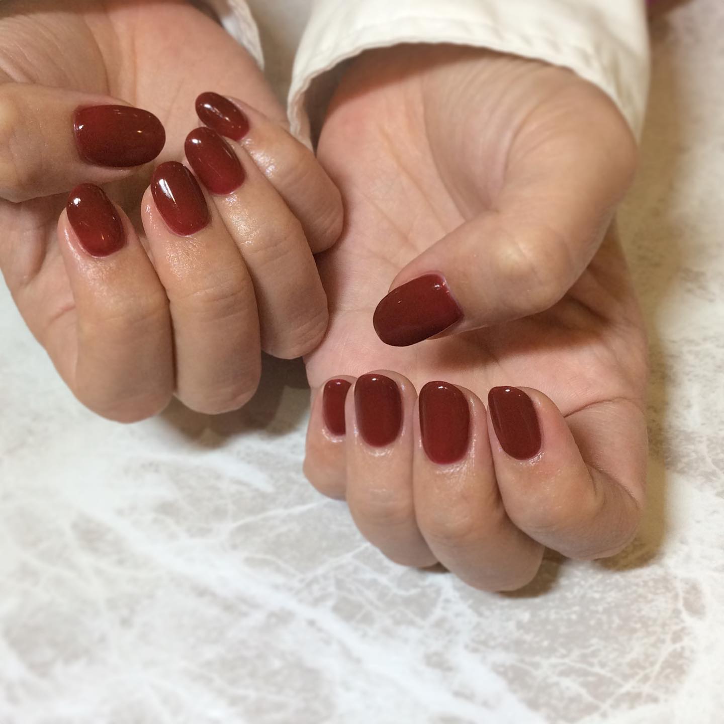 こんにちは東川口店の中谷です!ボルドーにクリアを混ぜてツヤ感を出しました❣️#ネイル#大人ネイル#シンプルネイル#定額ネイル#定額デザイン#東川口#当日予約#同時施術#美容院#美容室#マツエク#リクルート#スタイリスト求人#アシスタント求人#アイリスト求人#ネイリスト求人#brp#東川口駅#フェリーチェ東川口店#秋ネイル