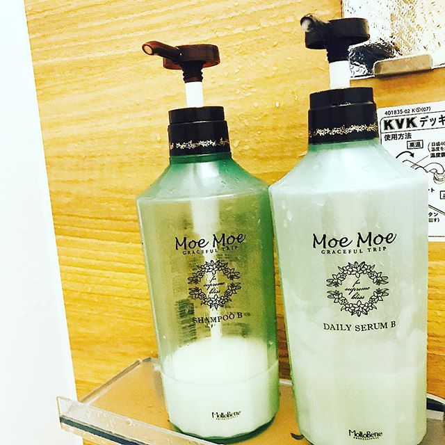 こんにちは山口です！私の愛用シャンプーモエモエシャンプー！これにハマったら抜け出せない！香りサイコー！#モエモエシャンプー #愛用シャンプー #美容師スタイリスト募集 #美容師アシスタント募集 #アイリスト募集 #自主練 #目指せスタイリスト #かっこいい#大人綺麗 #ヘアスタイル #北越谷 #アニモフィオレンテ #BRP#楽しいよー