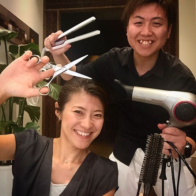 こんにちは山口ですそろそろ梅雨入りです暑い夏?素敵ヘアで過ごしましょう#BRP#UV#紫外線#梅雨#大人ヘアスタイル #ジメジメ #素敵 #美容師アシスタント募集 #美容師スタイリスト募集 #美容師 #アイリスト #アイリスト募集 #ママさん美容師募集 #日曜日定休日