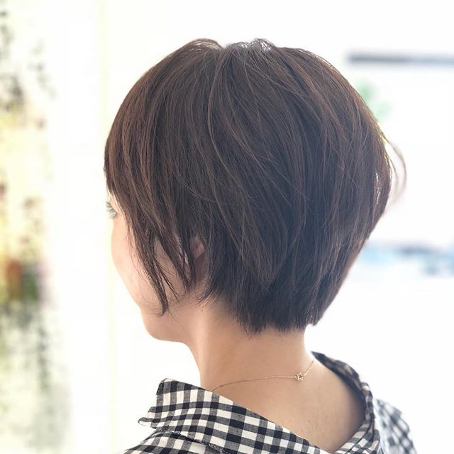 こんにちは山口です秋カラーショコラで艶髪●ご予約はプロフィールのリンクからかもしくは電話にて受付中●アニモフィオレンテ北越谷大沢店 [TELL]048-972-6685#美容求人 #美容室 #美容国家試験 #スタイリスト #アシスタント募集 #アイリスト募集 #美容好き #美容学生 #ママさん美容師 #BRP#ヘアスタイル#ヘアカラー#ミディアム#美容師#ショート#ショートボブ#ナチュラル#北越谷#越谷レイクタウン #越谷美容室 #N.#エヌドット#ナプラ#イルミナカラー#ミルボン#throw#スロウカラー