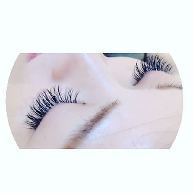 まつげエクステでメイクも楽に️当店ではまつげエクステもご案内できます！アイリストと一緒にデザインを決めていきますので、はじめての方も安心してご利用くださいませ◎自然な仕上がりにもボリュームアップもできますので、お気軽にご相談ください！まずは少ない本数からでもお試しくださいませ#美容室#北越谷#BRP#美容求人#アシスタント募集#スタイリスト募集#アイリスト募集#美容学生#サロン見学#ママさん美容師#埼玉　#越谷