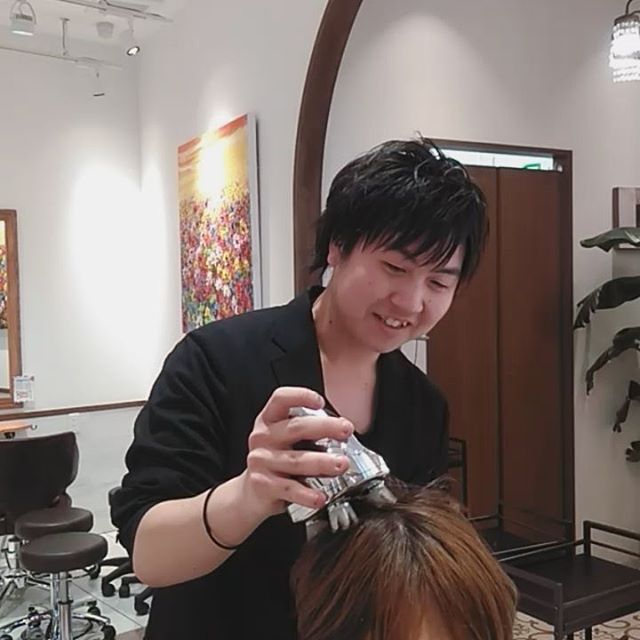 リファカッサブラックモデル、グレイスヘッドスパのお取り扱い今月まで️お店でお試しもできますぜひお気軽にお声かけくださいませ～#美容室#北越谷#BRP#美容求人#アシスタント募集#スタイリスト募集#アイリスト募集#美容学生#サロン見学#ママさん美容師#埼玉　#越谷 #リファ　#リファヘッドスパ　#リファカッサブラックモデル