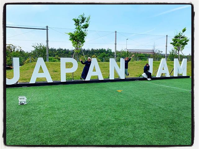 昨日のお休みは、ロックフェスに行ってきました！ライブやフェスが大好きなので、日曜日にフェスに行けるのは最高ですとーーーっても楽しくてリフレッシュできました♪#美容師の休日#美容室#北越谷#BRP#美容求人#アシスタント募集#スタイリスト募集#アイリスト募集#美容学生#サロン見学#ママさん美容師#埼玉　#越谷