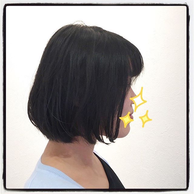 ワンレンボブスタイル(*^^*) 収まりの良いボブスタイルです！表面にのみレイヤーを入れると、重く見えすぎず軽い質感が作れます！ #美容室#北越谷#BRP#美容求人#アシスタント募集#スタイリスト募集#アイリスト募集#美容学生#サロン見学#ママさん美容師#埼玉　#越谷