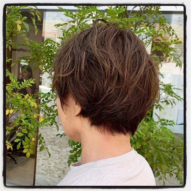 マッシュショートベースのパーマスタイルです！丸みを作るカットで頭の形もより綺麗に見せることができます◎どの方向から見ても素敵なシルエットに(*^ω^*) #美容室#北越谷#BRP#美容求人#アシスタント募集#スタイリスト募集#アイリスト募集#美容学生#サロン見学#ママさん美容師#埼玉　#越谷