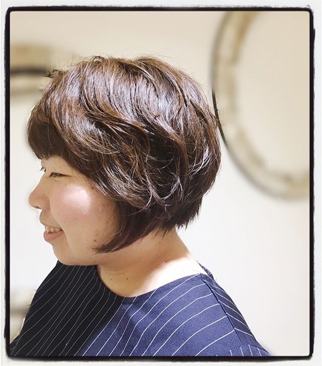 秋のショートボブスタイルです！トップから動くパーマをかけることで、秋らしい柔らかい質感になります！#美容室#北越谷#BRP#美容求人#アシスタント募集#スタイリスト募集#アイリスト募集#美容学生#サロン見学#ママさん美容師#埼玉　#越谷