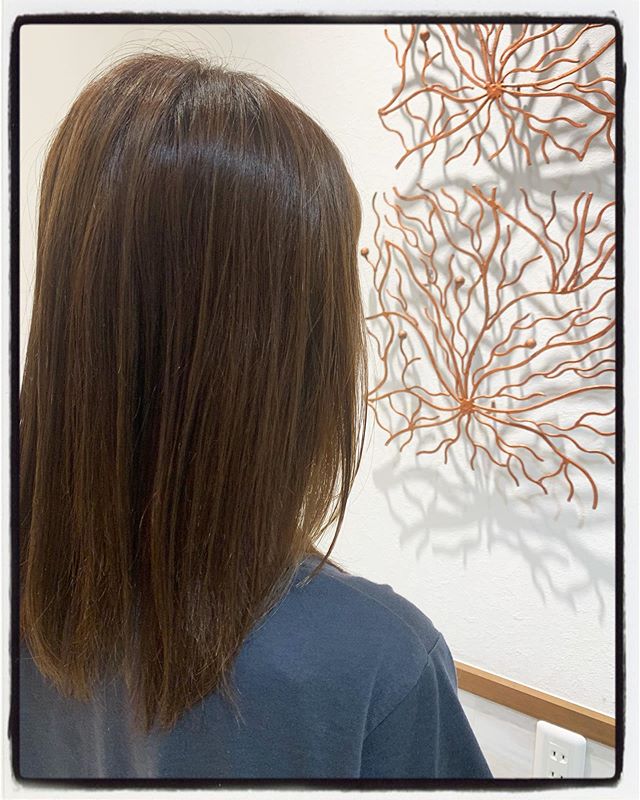 こんにちは！アニモフィオレンテ大沢店長崎です！秋のおすすめカラー！オリーブグレージュは赤みを抑えたくすみ系がお好みの方におススメです◎#美容室#北越谷#BRP#美容求人#アシスタント募集#スタイリスト募集#アイリスト募集#美容学生#サロン見学#ママさん美容師#埼玉　#越谷