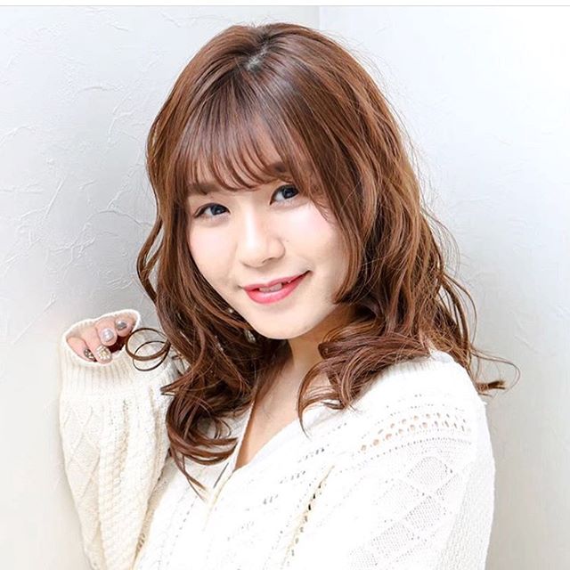 朝髪を巻くのが大変。。。直毛すぎて巻き髪が取れちゃう。。。ふわふわパーマを当店でかけていきませんか？デジタルパーマで朝のスタイリングを楽にしましょう！！ #ナプラ#Nドットセラム#ミルボン#Nドットシアミルク#お子様同伴ok #当日ご予約OK#ロブ#エルジューダ#エルジュダエマルジョン#草加#新田#草加公園#青柳#蒲生商店街#蒲生駅#ナシードカラー#女性スタッフのみ#ナピュール#ヘアビューロン#アレンジスタイル#ビューロンカールアイロン#2019#袴ヘア#袴#ゴルフ#縮毛矯正
