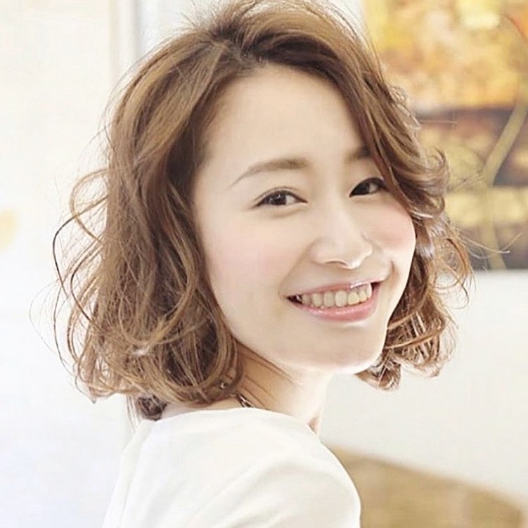 夏も爽やかにクールにいきましょう！！夏対策商品揃っています！お気軽に受付のベルを鳴らしてください。#ナフ゜ラ#Nト゛ットセラム#Nト゛ットシアミルク #当日こ゛予約OK#ミルホ゛ン#エルシ゛ュータ゛#エルシ゛ュタ゛エマルシ゛ョン#リファストレートアイロン#縮毛矯正  #美容室  #BRP #美容求人 #アシスタント募集 #スタイリスト募集 #アイリスト募集 #美容学生 #サロン見学 #ママさん美容師 #埼玉#リファアイロン#レア髪