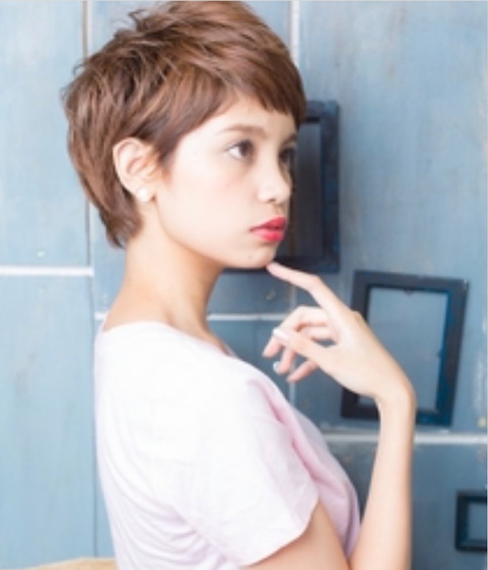 こんにちは！アニモフィオレンテ吉川美南店です️暖かい季節になってばっさりショートはいかがですか？カラーも明るめオレンジベージュで爽やかになりますよ。ぜひお試しください。アニモフィオレンテ吉川美南店では、お客様1人1人に使うプライベートタオルの使用、入り口での高機能除菌スプレーで手指、服の消毒、スタッフの体調管理の徹底、施術中のマスク着用のお願い、セット面やイスの消毒、ウイルス対策を徹底しておりますので、ご安心してご来店ください。#ナフ゜ラ#ホ゜リッシュオイル #エヌト゛ット#えぬと゛っと #当日こ゛予約OK#ミルホ゛ン#エルシ゛ュータ゛#吉川美南 #吉川 #リファストレートアイロン  #美容室  #BRP #美容求人 #アシスタント募集 #スタイリスト募集 #美容学生 #サロン見学 #イースリーエックス #高機能除菌スフ゜レー #埼玉 #レア髪 #リファト゛ライヤー #リファ #リファカラット #リファファインハ゛フ゛ル #ケラリファイン #ケラリファイントリートメント#フ゜ラセンタ #ヒ゜ーヒ゜ート゛ロッフ゜