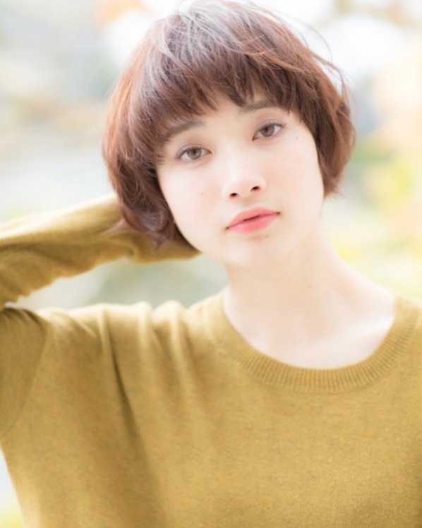 アニモフィオレンテ吉川美南店です️朝を楽にするスタイルボブショートにしませんか？丸く切ることによってクセの収まりや、広がりを抑えます！あとはオイルなどの流さないトリートメントをつけると梅雨時期にぴったりなスタイルの完成です！是非お試しください♪アニモフィオレンテ吉川美南店では、お客様1人1人に使うプライベートタオルの使用、入り口での高機能除菌スプレーで手指、服の消毒、スタッフの体調管理の徹底、施術中のマスク着用のお願い、セット面やイスの消毒、ウイルス対策を徹底しておりますので、ご安心してご来店ください。#ナフ゜ラ#ホ゜リッシュオイル #エヌト゛ット#えぬと゛っと #当日こ゛予約OK#ミルホ゛ン#エルシ゛ュータ゛#吉川美南 #吉川 #リファストレートアイロン  #美容室  #BRP #美容求人 #アシスタント募集 #スタイリスト募集 #美容学生 #サロン見学 #イースリーエックス #高機能除菌スフ゜レー #埼玉 #レア髪 #リファト゛ライヤー #リファ #ファインハ゛フ゛ル #ケラリファイン #ケラリファイントリートメント#エステプロラボ　#ファスティング　#酵素ダイエット