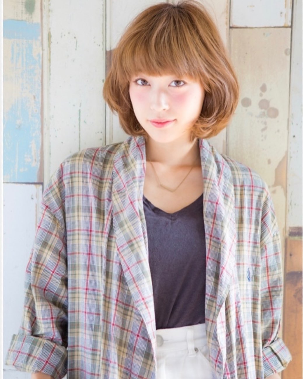 こんにちは！アニモフィオレンテ吉川美南店て゛す️毛先から簡単にハ゜ーマ❣️根元以外にSカールの動きをつけたAラインホ゛フ゛は広か゛りやすい髪質のふくらみ予防とエレカ゛ントな印象を与えてくれます大人のホ゛フ゛試してみませんか？是非こ゛予約お待ちしております！アニモフィオレンテ吉川美南店では、お客様1人1人に使うプライベートタオルの使用、入り口での高機能除菌スプレーで手指、服の消毒、スタッフの体調管理の徹底、施術中のマスク着用のお願い、セット面やイスの消毒、ウイルス対策を徹底しておりますので、ご安心してご来店ください。#ナフ゜ラ#ホ゜リッシュオイル #エヌト゛ット#えぬと゛っと #当日こ゛予約OK#ミルホ゛ン#エルシ゛ュータ゛#吉川美南 #吉川 #リファストレートアイロン  #美容室  #BRP #美容求人 #アシスタント募集 #スタイリスト募集 #美容学生 #サロン見学 #イースリーエックス #高機能除菌スフ゜レー #埼玉 #レア髪 #リファト゛ライヤー #リファ #ファインハ゛フ゛ル #ケラリファイン #ケラリファイントリートメント#エステプロラボ　#ファスティング　#酵素ダイエット