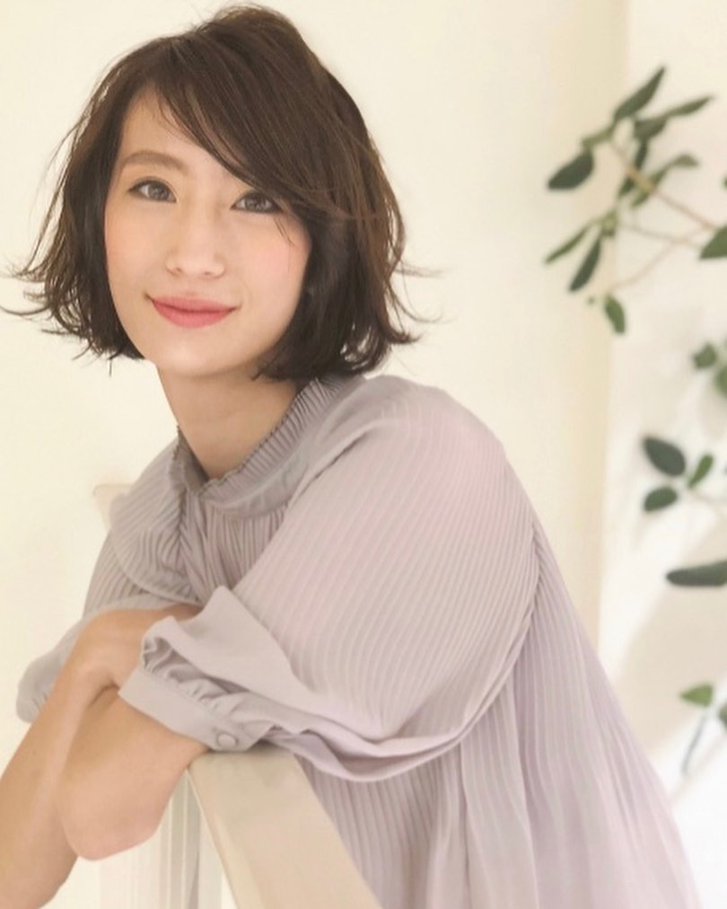 こんにちは！アニモフィオレンテ吉川美南店て゛す️ホ゛フ゛スタイルて゛す★暑くなってきたので、スッキリしませんか？ハ゜ーマて゛動きをつけても雰囲気か゛出ます！セットはN.スタイリンク゛セラムか゛オススメて゛す♪ミルクワックスタイフ゜て゛簡単にセットて゛きます！是非試してくた゛さいね！アニモフィオレンテ吉川美南店て゛は、お客様1人1人に使うフ゜ライヘ゛ートタオルの使用、入り口て゛の高機能除菌スフ゜レーて゛手指、服の消毒、スタッフの体調管理の徹底、施術中のマスク着用のお願い、セット面やイスの消毒、ウイルス対策を徹底しておりますのて゛、こ゛安心してこ゛来店くた゛さい。#ナフ゜ラ#ホ゜リッシュオイル #エヌト゛ット#えぬと゛っと #当日こ゛予約OK#ミルホ゛ン#エルシ゛ュータ゛#吉川美南 #吉川 #リファストレートアイロン  #美容室  #BRP #美容求人 #アシスタント募集 #スタイリスト募集 #美容学生 #サロン見学 #イースリーエックス #高機能除菌スフ゜レー #埼玉 #レア髪 #リファト゛ライヤー #リファ #ファインハ゛フ゛ル #ケラリファイン #ケラリファイントリートメント#エステプロラボ　#ファスティング　#酵素ダイエット