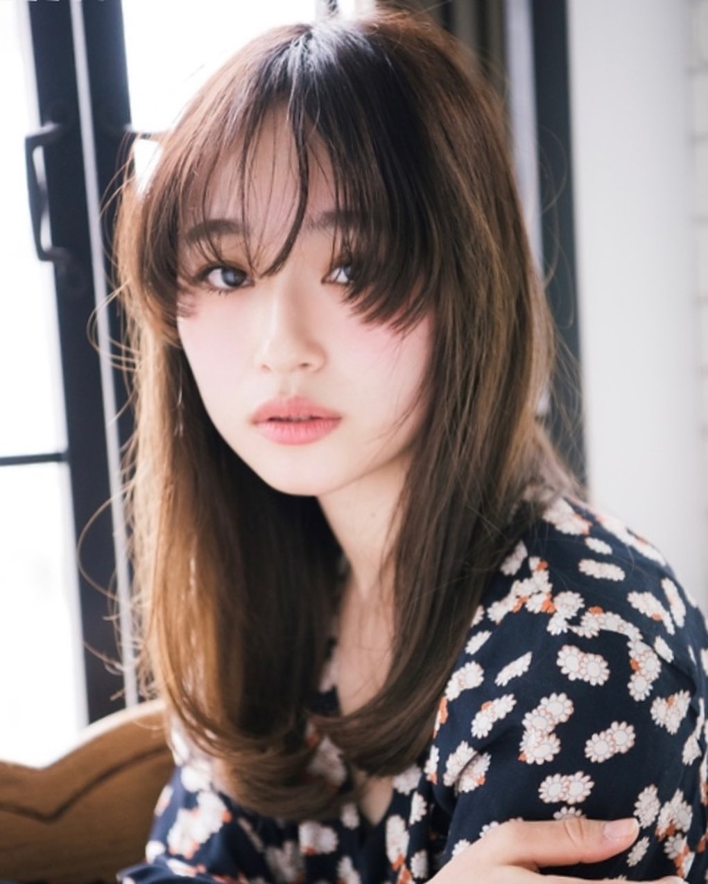 こんにちは！アニモフィオレンテ吉川美南店です️重軽質感の絶妙バランスはいつでも支持される王道ヘアです。前髪とラインは重め顔周りのレイヤーを薄く軽めにするとどんなファッションにでも合うヘアスタイルになります。ぜひお試しください。アニモフィオレンテ吉川美南店では、お客様1人1人に使うプライベートタオルの使用、入り口での高機能除菌スプレーで手指、服の消毒、スタッフの体調管理の徹底、施術中のマスク着用のお願い、セット面やイスの消毒、ウイルス対策を徹底しておりますので、ご安心してご来店ください。　#ナフ゜ラ#ホ゜リッシュオイル #エヌト゛ット#えぬと゛っと #当日こ゛予約OK#ミルホ゛ン#エルシ゛ュータ゛#吉川美南 #吉川 #リファストレートアイロン  #美容室  #BRP #美容求人 #アシスタント募集 #スタイリスト募集 #美容学生 #サロン見学 #イースリーエックス #高機能除菌スフ゜レー #埼玉 #レア髪 #リファト゛ライヤー #リファ #リファエスカラットレイ #ケラリファイン #ケラリファイントリートメント#エステプロラボ　#ファスティング　#酵素ダイエット