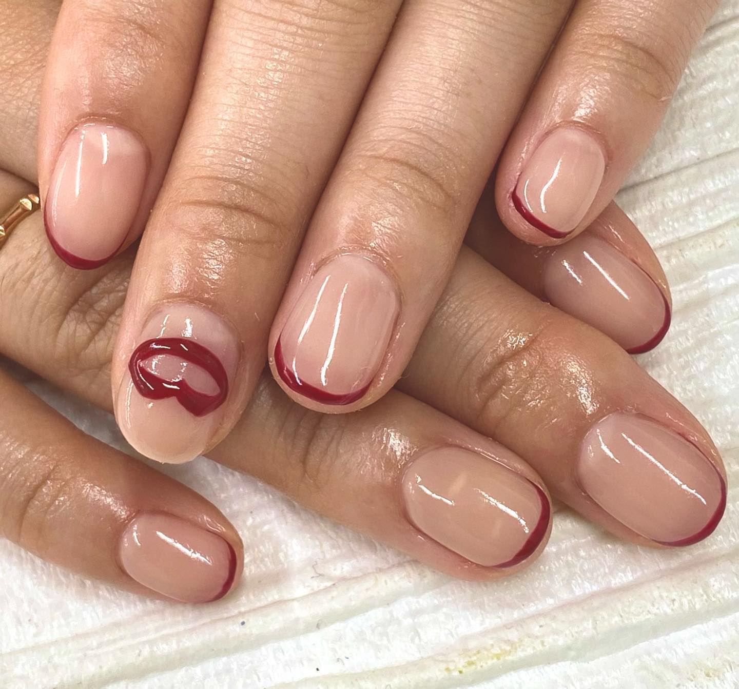 ネイルサロンフェリーチェ川間店遠藤です！