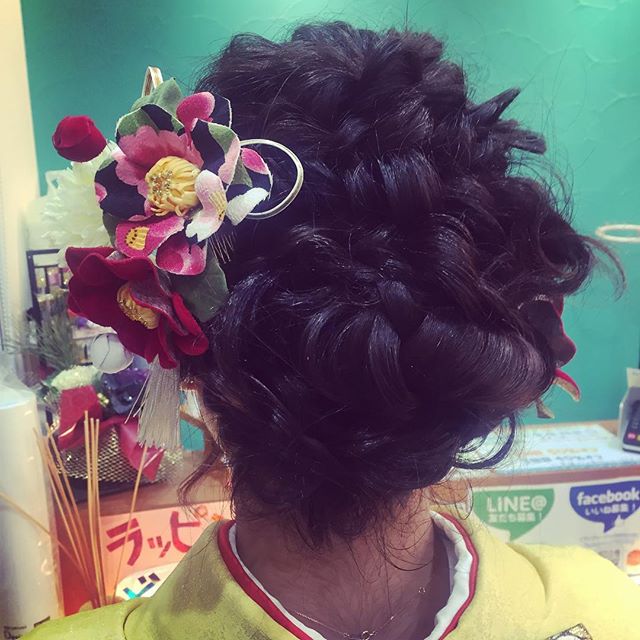 卒業式の袴、セット、メイク受付中です?ご予約はお電話にてお問い合わせ下さい#蒲生商店街 #animo蒲生店 #蒲生美容室