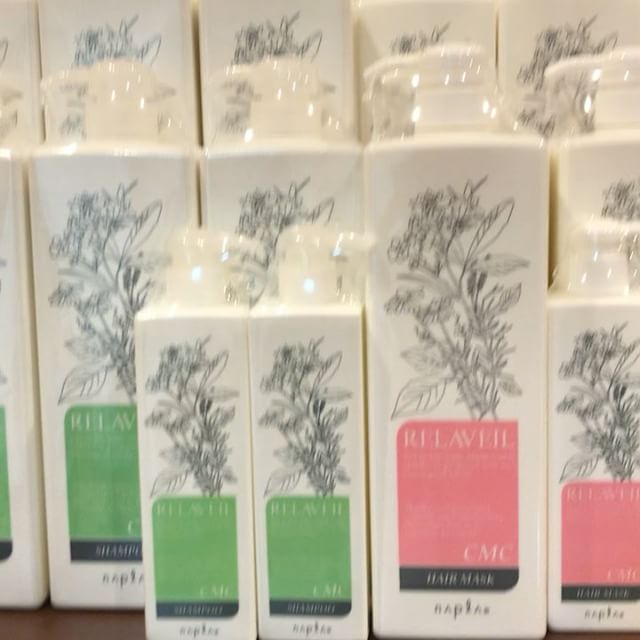 こんばんは、蒲生店アシスタントの宗像です。オーガニックのRELAVEIL! 5月、6月、7月のキャンペーン商品です。お店でも使っています。是非、ご自宅でもお使いになってみて下さい。