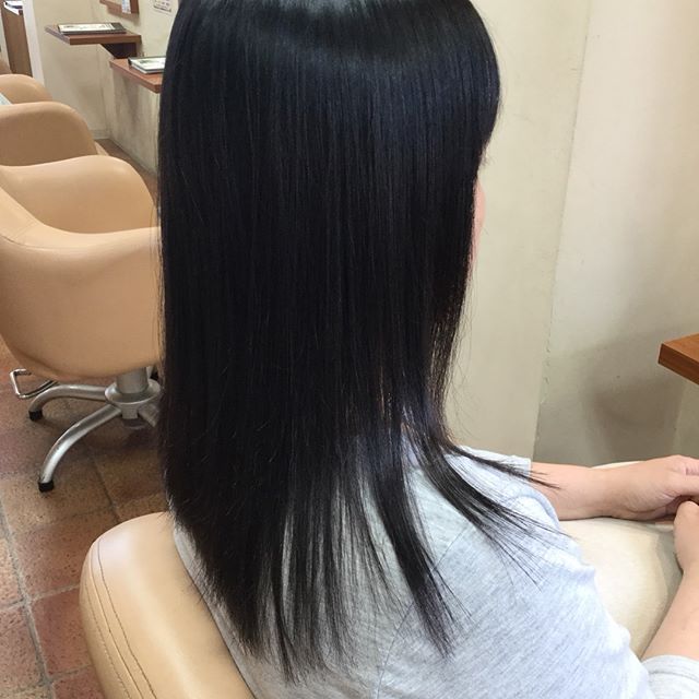 こんにちはアニモ蒲生店店長の山口です?今日までお休みを頂き韓国に来ています明日から営業再開です?ストレートのご予約取りづらくなってますので早めのご予約おススメです！#蒲生商店街#アニモ蒲生店#新田#草加公園#草加駅#ストレート