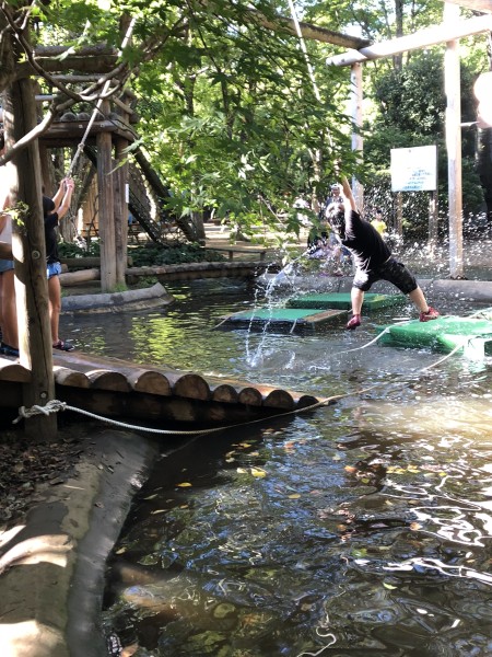 0C303BE3-047E-4B87-8C8A-58EB111442A6