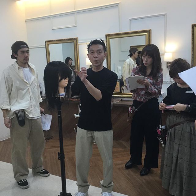 蒲生駅から徒歩8分? アニモ蒲生店店長の山口です今日は営業後カットセミナー行ってまいりました♪トレンドのスタイルを勉強中です#N.#エヌドット#ナプラ#Nドットセラム#ミルボン#Nドットシアミルク#お子様同伴ok #当日ご予約OK#ロブ#エルジューダ#エルジューダエマルジョン#草加#新田#草加公園#青柳#蒲生商店街#蒲生駅#ナシードカラー#女性スタッフのみ#スタッフみんな30代?#モエモエ