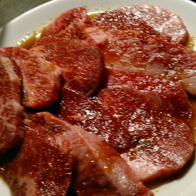 おはようございます先日、仕事終わりに焼肉を食べにいきました お肉の写真を綺麗に撮るために、設定を変え中撮影会でもお肉を撮るのも全力ですね 鶴間#N.#エヌドット#ナプラ#Nドットセラム#ミルボン#Nドットシアミルク#お子様同伴ok #当日ご予約OK#ロブ#エルジューダ#エルジューダエマルジョン#草加#新田#草加公園#青柳#蒲生商店街#蒲生駅#ナシードカラー#女性スタッフのみ#スタッフみんな30代️