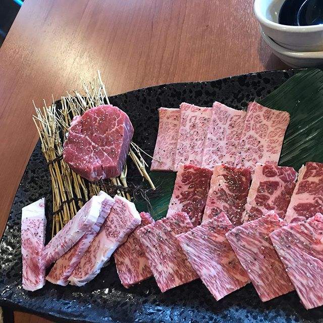 こんにちは、美容室アニモ蒲生店アシスタントの宗像です。肉肉🥩いつもと違うお店で️これ以外にビビンバ、卵スープ、野菜を頼みました。お肉だけでお腹いっぱいであとは残しちゃいました。 めちゃくちゃ空いてる時に行かないとダメかも‍♀️ #N.#エヌドット#ナプラ#Nドットセラム#ミルボン#Nドットシアミルク#お子様同伴ok #当日ご予約OK#ロブ#エルジューダ#エルジューダエマルジョン#草加#新田#草加公園#青柳#蒲生商店街#蒲生駅#ナシードカラー#女性スタッフのみ#スタッフみんな30代️