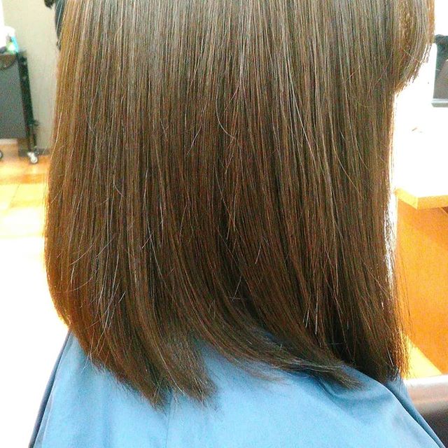 おはようございます少しづつ暖かいくなってきましたね季節と共に髪色も変えませんかベージュが人気です鶴間#N.#エヌドット#ナプラ#Nドットセラム#ミルボン#Nドットシアミルク#お子様同伴ok #当日ご予約OK#ロブ#エルジューダ#エルジューダエマルジョン#草加#新田#草加公園#青柳#蒲生商店街#蒲生駅#ナシードカラー#女性スタッフのみ#スタッフみんな30代️