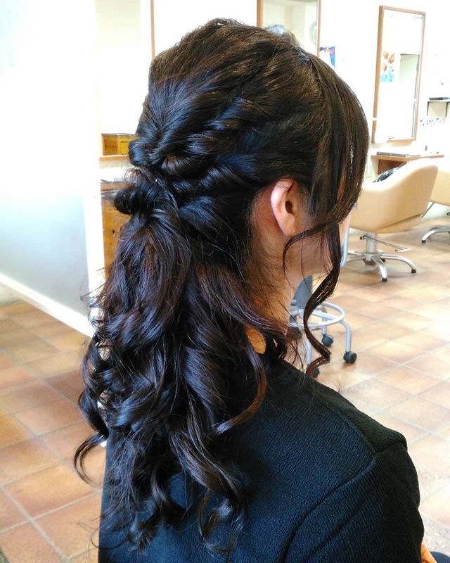 こんばんは３月は卒業式や結婚式のお呼ばれなど多い時期ですぜひ、アニモでセットしませんか#N.#エヌドット#ナプラ#Nドットセラム#ミルボン#Nドットシアミルク#お子様同伴ok #当日ご予約OK#ロブ#エルジューダ#エルジューダエマルジョン#草加#新田#草加公園#青柳#蒲生商店街#蒲生駅#ナシードカラー#女性スタッフのみ#スタッフみんな30代️