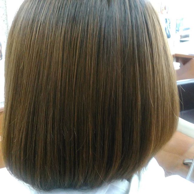 おはようございます今年の梅雨は長いですねこれから夏に向けても湿気や汗で広がったり、まとまらなかったりストレートでお悩み解消艶髪を手に入れませんか鶴間#N.#エヌドット#ナプラ#Nドットセラム#ミルボン#Nドットシアミルク#お子様同伴ok #当日ご予約OK#ロブ#エルジューダ#エルジューダエマルジョン#草加#新田#草加公園#青柳#蒲生商店街#蒲生駅#ナシードカラー#女性スタッフのみ#スタッフみんな30代️