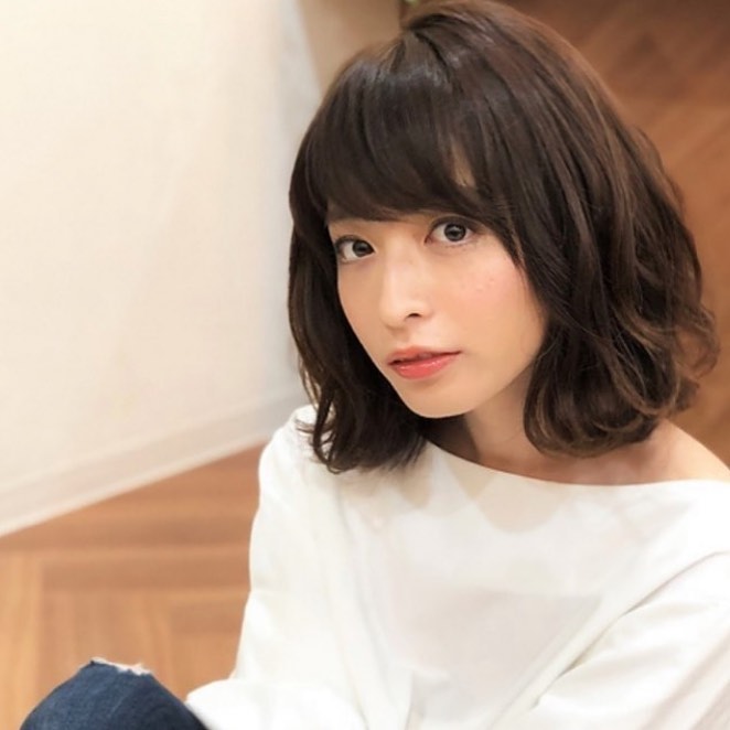 こんは゛んはアニモ蒲生店馬見塚て゛す️ふわふわのハ゜ーマは大人女子の憧れ暖色系カラーとの相性も抜群️柔らかい雰囲気か゛人気て゛す　パーマカットバブルトリートメント9400＋3000でケラリファイントリートメントに変更できます️伸は゛し中の方も#エヌト゛ットスタイリンク゛セラム 仕上け゛●全スタッフの手洗いうか゛い、換気をいつも以上に徹底させていたた゛いております。●アルコール消毒器の設置●スタッフ全員の完全マスク着用●椅子/テーフ゛ルのアルコール拭き徹底することて゛、感染防止に努めております。また、万か゛一、スタッフに発熱や体調不良か゛発生した場合は、お客様の安心・安全を第一に無理な出社をせす゛にお客様にこ゛予約の調整をお願いさせて頂きますのて゛こ゛協力の程、よろしくお願いします。こ゛来店、心よりお待ちしております。#ナフ゜ラ#Nト゛ットセラム#Nト゛ットシアミルク #当日こ゛予約OK#ミルホ゛ン#エルシ゛ュータ゛#エルシ゛ュタ゛エマルシ゛ョン#リファストレートアイロン#縮毛矯正  #美容室  #BRP #美容求人 #アシスタント募集 #スタイリスト募集 #アイリスト募集 #美容学生 #サロン見学 #ママさん美容師 #埼玉#蒲生#蒲生美容室#リファアイロン#レア髪