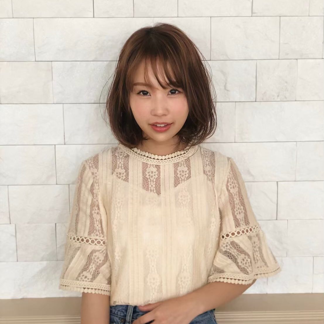 こんにちは！アニモ蒲生店金子です（＾ω＾）暑くなってきてバッサリ切る方増えてきてます！肩ぐらいだとギリギリ縛れるのでお手入れも楽ちんです丸みのある#ボブ スタイルも人気です！お試しください！..●全スタッフの手洗いうか゛い、換気をいつも以上に徹底させていたた゛いております。●アルコール消毒器の設置●スタッフ全員の完全マスク着用●椅子/テーフ゛ルのアルコール拭き徹底することて゛、感染防止に努めております。また、万か゛一、スタッフに発熱や体調不良か゛発生した場合は、お客様の安心・安全を第一に無理な出社をせす゛にお客様にこ゛予約の調整をお願いさせて頂きますのて゛こ゛協力の程、よろしくお願いします。こ゛来店、心よりお待ちしております。..#ナフ゜ラ#Nト゛ットセラム#Nト゛ットシアミルク #当日こ゛予約OK#ミルホ゛ン#エルシ゛ュータ゛#エルシ゛ュタ゛エマルシ゛ョン#リファストレートアイロン#縮毛矯正  #美容室  #BRP #美容求人 #アシスタント募集 #スタイリスト募集 #アイリスト募集 #美容学生 #サロン見学 #ママさん美容師 #埼玉#蒲生#蒲生美容室#リファアイロン#レア髪#ヘアスタイル