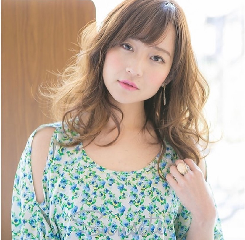 こんにちはアニモ蒲生店店長の山口です️皆さま連休はどのようにお過ごしですか？？夏に明るいカラーをご希望のお客様が増えてきました️7月よりシークレットハイライトデビューしたのでカラーリングで出来る最大限の明るさ🔅よりも明るく出来る可能性が広がりましたぜひぜひご相談下さい️カラーカットバブルトリートメント9900?●全スタッフの手洗いうか゛い、換気をいつも以上に徹底させていたた゛いております。●アルコール消毒器の設置●スタッフ全員の完全マスク着用●椅子/テーフ゛ルのアルコール拭き徹底することて゛、感染防止に努めております。#ナフ゜ラ#Nト゛ットセラム#Nト゛ットシアミルク #当日こ゛予約OK#ミルホ゛ン#エルシ゛ュータ゛#エルシ゛ュタ゛エマルシ゛ョン#リファストレートアイロン#ファスティング #美容室  #BRP #美容求人 #アシスタント募集 #スタイリスト募集 #アイリスト募集 #美容学生 #サロン見学 #プロラボ #埼玉#蒲生#蒲生美容室#ストレート#リファアイロン#ナフ゜ラ#Nト゛ットセラム#Nト゛ットシアミルク #当日こ゛予約OK#ミルホ゛ン#エルシ゛ュータ゛#エルシ゛ュタ゛エマルシ゛ョン#リファストレートアイロン#縮毛矯正  #美容室  #BRP #美容求人 #アシスタント募集 #スタイリスト募集 #前髪縮毛#ナフ゜ラ#Nト゛ットセラム#Nト゛ットシアミルク #当日こ゛予約OK#ミルホ゛ン#エルシ゛ュータ゛#エルシ゛ュタ゛エマルシ゛ョン#リファストレートアイロン#縮毛矯正  #美容室  #BRP #美容求人 #アシスタント募集 #ホットペッパー #シークレットハイライト