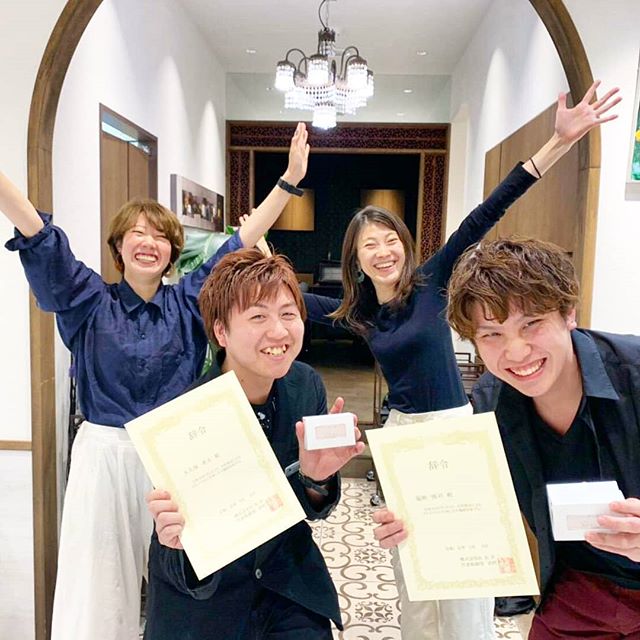 こんにちは山口ですスタイルデビューおめでとう～二人もスタイリストが誕生しました#美容求人 #美容室 #美容国家試験 #スタイリスト #アシスタント募集 #アイリスト募集 #美容好き #美容学生 #ママさん美容師 #東川口美容室 #川口市美容室 #浦和美園 #さいたま市美容室 #武蔵野線#BRP#ヘアスタイル#ヘアカラー#ミディアム#美容師#ショート#ショートボブ#ナチュラル