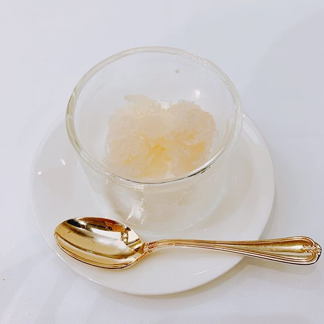 こんにちは増尾ですデザートのヨーグルトムースのシャンパンシャーベット添え、サッパリしていて食べやすかったです🍾ラズベリーのケーキも甘酸っぱく美味しかったです#N.#ナプラ#ミルボン#美容師求人 #美容室求人 #美容師募集 #スタッフ募集#美容専門学校 #スタイリスト募集 #アシスタント募集 #ネイリスト募集#アーバンパークライン #東武線 #春日部美容室#東萌ビューティーカレッジ#埼玉理容美容専門学校#日曜定休 #美容室日曜日休み #マツエク #ネイル#撮影モデル募集#エルジューダ#アイラッシュ#レイクタウン