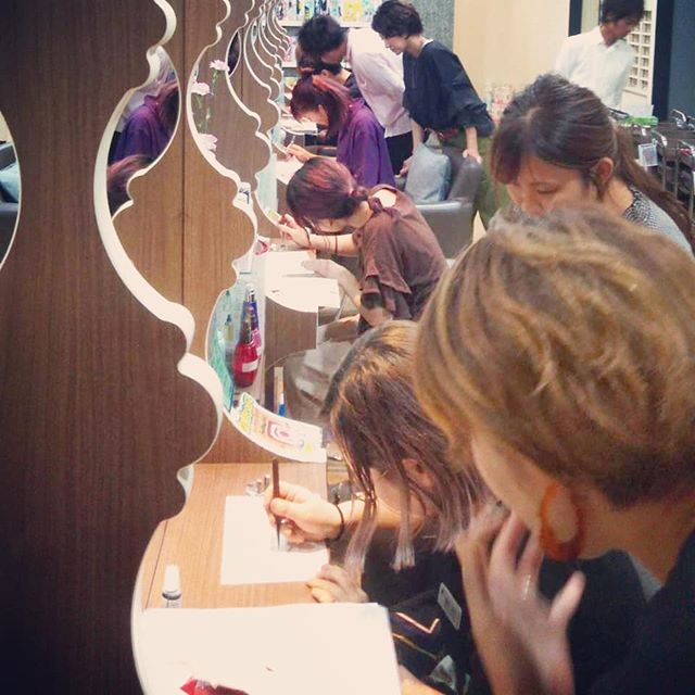 こんにちは増尾です同期のみんなアイラッシュつけるのがはやいのでみんなに追い付けるように頑張ります#N.#ナプラ#ミルボン#美容師求人 #美容室求人 #美容師募集 #スタッフ募集#美容専門学校 #スタイリスト募集 #アシスタント募集 #ネイリスト募集#アーバンパークライン #東武線 #春日部美容室#東萌ビューティーカレッジ#埼玉理容美容専門学校#日曜定休 #美容室日曜日休み #マツエク #ネイル#撮影モデル募集#エルジューダ#アイラッシュ#レイクタウン