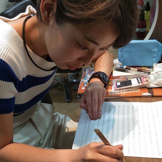 こんにちは増尾です増尾アイラッシュトレーニング早くデビューできるように頑張ります️ #N.#ナプラ#ミルボン#美容師求人 #美容室求人 #美容師募集 #スタッフ募集#美容専門学校 #スタイリスト募集 #アシスタント募集 #ネイリスト募集#アーバンパークライン #東武線 #春日部美容室#東萌ビューティーカレッジ#埼玉理容美容専門学校#日曜定休 #美容室日曜日休み #マツエク #ネイル#撮影モデル募集#エルジューダ#アイラッシュ#レイクタウン