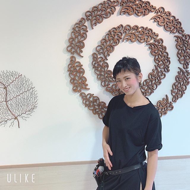 こんにちは増尾です！本日はスタッフ紹介ですスタイリストの藤田さん！お子さんが３人いる、明るく元気に営業しています！！カラー、ショートカットが得意です！カラーの相談は藤田さんまで！