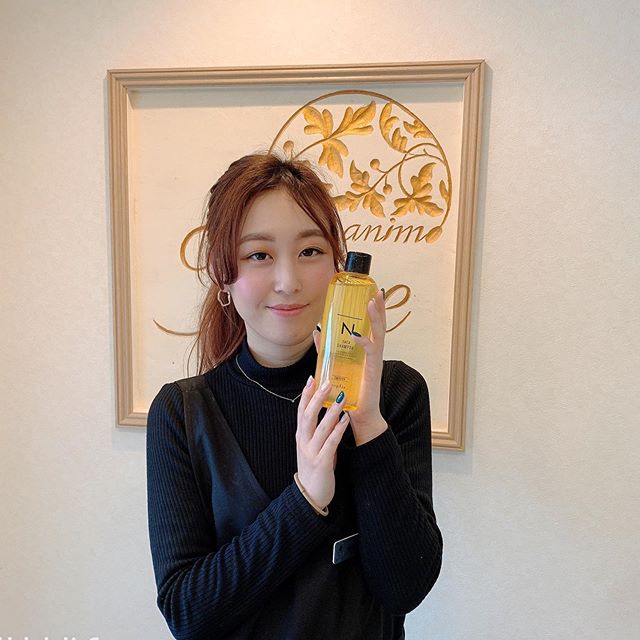 こんにちは増尾です！本日紹介するのはネイリストの岩田さん！愛用のシャンプーはN.スムースです！！#N.#ナプラ#ミルボン#美容師求人 #美容室求人 #美容師募集 #スタッフ募集#美容専門学校 #スタイリスト募集 #アシスタント募集 #ネイリスト募集#アーバンパークライン #東武線 #春日部美容室#東萌ビューティーカレッジ#埼玉理容美容専門学校#日曜定休 #美容室日曜日休み #マツエク #ネイル#撮影モデル募集#エルジューダ#アイラッシュ#レイクタウン