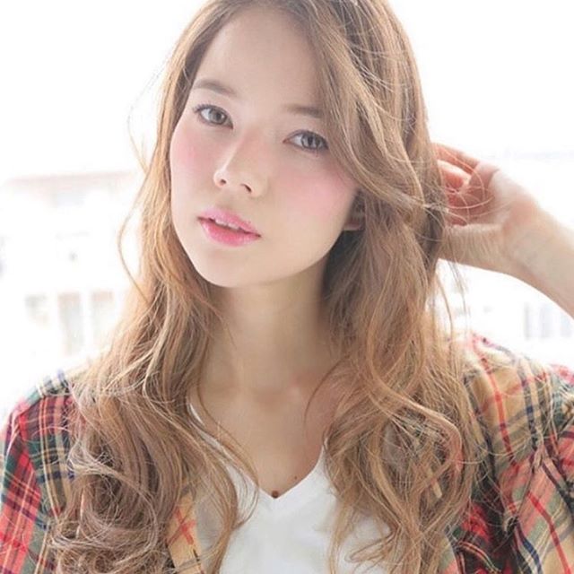 こんにちは！脇野ですデジタルパーマでフェミニンな動きある爽やかな印象にしています！スタイリング剤はN.ポリッシュオイルで束間、艶んメイク！アニモフィオレンテでは、空調管理、お客様一人一人新しいタオルを使用し、お客様一人一人手指消毒、セット面椅子の消毒、スタッフの出勤前の体調管理、消毒をし、ウイルス対策徹底しております️安心してご来店ください #brp#アニモフィオレンテ東川口店#東川口駅#武蔵野線#新型コロナウイルス#コロナ#コロナ対策#N.#ナプラ#napla#ミルボン#milbon#エルジューダ