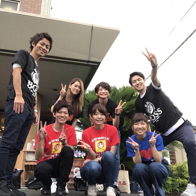 本日はネイリスト小川、アシスタント横川とそんぽの家さんにお邪魔してボランティアカットをさせて頂きました。2人はネイルケアとハンドマッサージを★わたしはカットをさせて頂きました！たくさんの交流が出来ました★#BRP#春日部#フィオレンテ#美容室#トータルビューティ#越谷#美容室求人#アイラッシュ#アイリスト#求人#ネイル#ネイリスト#スタイリスト#アシスタント#日曜日#定休日#福利厚生#ミディアム#ミディアム#ミディアムヘア#ヘアカラー リンクページからご予約出来ます★TE L0487532117https://beauty.hotpepper.jp/slnH000253197/coupon/https://beauty.hotpepper.jp/kr/slnH000303179/blog/PN2.html