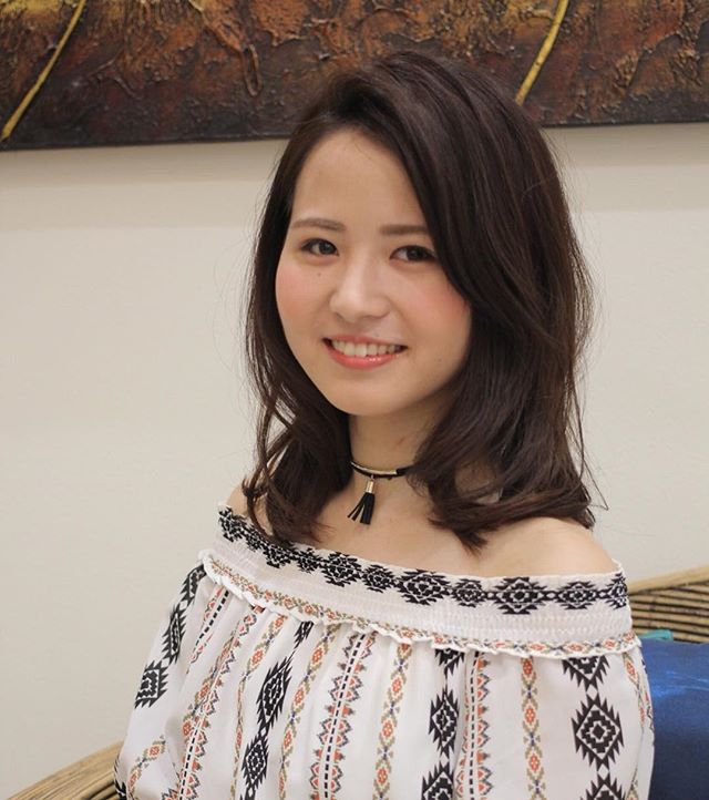 こんにちは★店長の飛鳥馬です。毛先に動きが欲しいけどボリュームは出たくないかた！ゆるっとウェーブいかがですか？#BRP#春日部#フィオレンテ#美容室#トータルビューティ#越谷#美容室求人#アイラッシュ#アイリスト#求人#ネイル#ネイリスト#スタイリスト#アシスタント#日曜日#定休日#福利厚生#ミディアム#ヘアカラーリンクページからご予約出来ます★