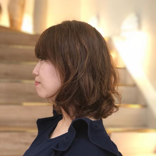 こんにちは。クリアベージュが軽やかでいいですね。  ウェーブとの相性もぴったり！！ #N.#ナプラ#ミルボン#美容師求人 #美容室求人 #美容師募集 #スタッフ募集#美容専門学校 #スタイリスト募集 #アシスタント募集 #ネイリスト募集#アーバンパークライン #東武線 #春日部美容室#東萌ビューティーカレッジ#埼玉理容美容専門学校#日曜定休 #美容室日曜日休み #マツエク #ネイル#撮影モデル募集#エルジューダ#アイラッシュ#レイクタウン