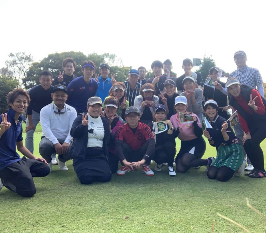 こんにちは。先日社内のゴルフコンペに参加しました!参加賞もいただき、さらに!一緒に回った社長方や吉川店店長のおかげでチーム優勝までしちゃいましたっ!美味しいお肉も頂きました★ゴルフ好きのお客様、お話ししませんか?? #N.#ナプラ#ミルボン#美容師求人 #美容室求人 #美容師募集 #スタッフ募集#美容専門学校 #スタイリスト募集 #アシスタント募集 #ネイリスト募集#アーバンパークライン #東武線 #春日部美容室#東萌ビューティーカレッジ#埼玉理容美容専門学校#日曜定休 #美容室日曜日休み #マツエク #ネイル#撮影モデル募集#エルジューダ#アイラッシュ#レイクタウン