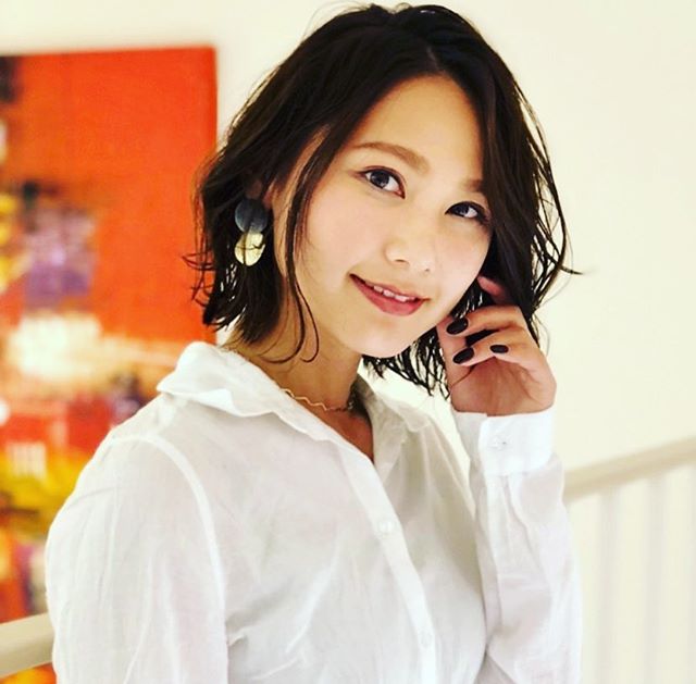 春日部駅から徒歩2分･:*+. 40代の髪のお悩みはお任せ下さい！animo(アニモ)フィオレンテ春日部店山口です♬ 大人のボブstyleパーマをかけて動きのあるスタイルに❣️ 当店はコロナ対策として時間を決めて店内の入口を開けて換気しております️️そして次亜塩素酸の加湿器も設置しております・また当店はコロナ対策として従業員マスク営業させて頂いておりますまた皆様にアルコール消毒ご協力頂いておりますのでよろしくお願いします#ナプラ#Nドットセラム#ミルボン#Nドットポリッシュオイル#お子様同伴ok #当日ご予約OK#ロブ#エルジューダ#エルジュダエマルジョン#クレオンしんちゃん#春日部#アーバンパークライン#南桜井#春日部西口#春日部美容室#ナシードカラー#ナピュール#ヘアビューロン#アレンジスタイル#ビューロンカールアイロン#2019#袴ヘア#袴#ゴルフ#40代の髪の悩み