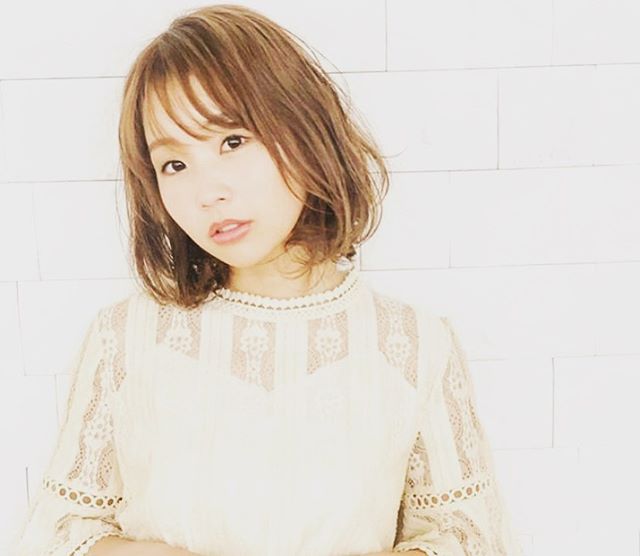 春日部駅から徒歩2分･:*+. 40代の髪のお悩みはお任せ下さい！animo(アニモ)フィオレンテ春日部店山口です♬ ゆるふわパーマはいつの季節でも大人気です♬当店はコロナ対策として時間を決めて店内の入口を開けて換気しております️️そして次亜塩素酸の加湿器も設置しております・また当店はコロナ対策として従業員マスク営業させて頂いておりますまた皆様にアルコール消毒ご協力頂いておりますのでよろしくお願いします#ナプラ#Nドットセラム#ミルボン#Nドットポリッシュオイル#お子様同伴ok #当日ご予約OK#ロブ#エルジューダ#エルジュダエマルジョン#クレオンしんちゃん#春日部#アーバンパークライン#南桜井#春日部西口#春日部美容室#ナシードカラー#ナピュール#ヘアビューロン#アレンジスタイル#ビューロンカールアイロン#2019#袴ヘア#袴#ゴルフ#40代の髪の悩み