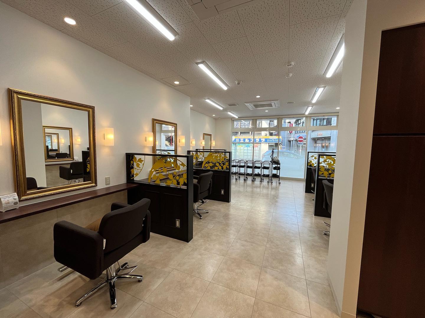 美容室アニモフィオレンテ春日部２号店