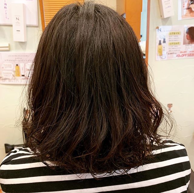 おはようございます。阿部です以前からデジタルパーマをかけたい！と言ってましたが今まで縮毛矯正をかけ続け毛先のコンディションが良くないためお断りもしてました今回念願のデジタルパーマをかけることができ喜んでるいただき嬉しかったです‍♀️ #N.#エヌドット#ナプラ#ミルボン#美容師の休日#美容師の卵#美容学生#美容師 #美容師募集 #スタッフ募集 #美容室 #美容専門学校 #美容師国家試験 #スタイリスト募集 #アシスタント募集 #ネイリスト募集 #美容好き #美容学生 #ママさん美容師 #アーバンパークライン #矯正毛デジタルパーマ#デジタルパーマ