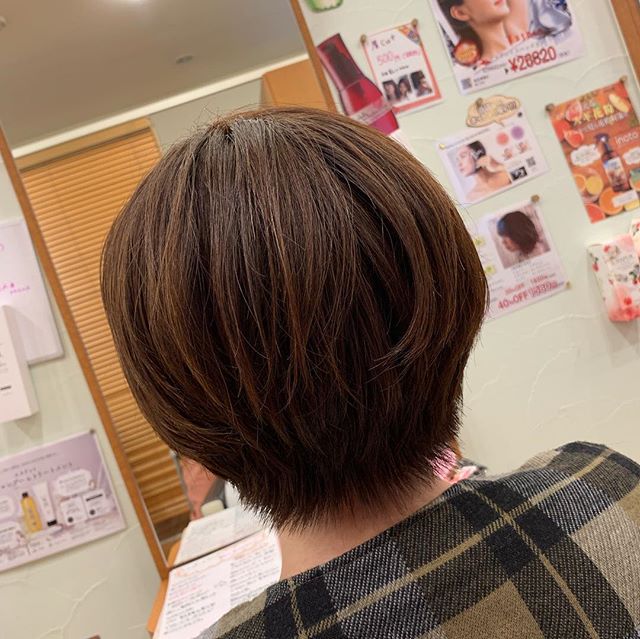 おはようございます。阿部です。ショートヘアを維持するには1ヶ月半にカットする事をおすすめします。帰りの際に2ヶ月以内で予約を入れて帰ると10%オフになります #N.#エヌドット#ナプラ#ミルボン#美容師の休日#美容師の卵#美容学生#美容師 #美容師募集 #スタッフ募集 #美容室 #美容専門学校 #美容師国家試験 #スタイリスト募集 #アシスタント募集 #ネイリスト募集 #美容好き #美容学生 #ママさん美容師 #アーバンパークライン #ショートヘア