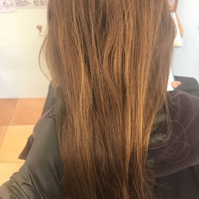 前回はハイライト今回は中にインナーカラーを高添#N.#エヌドット#ナプラ#ミルボン#美容師の休日#美容師の卵#美容学生#美容師 #美容師募集 #スタッフ募集 #美容室 #美容専門学校 #美容師国家試験 #スタイリスト募集 #アシスタント募集 #ネイリスト募集 #美容好き #美容学生 #ママさん美容師 #アーバンパークライン #